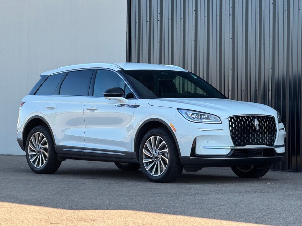 2023 Lincoln Corsair Reserve photo 4