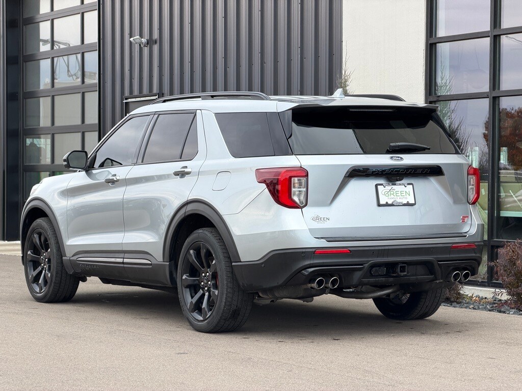 2020 Ford Explorer ST photo 3