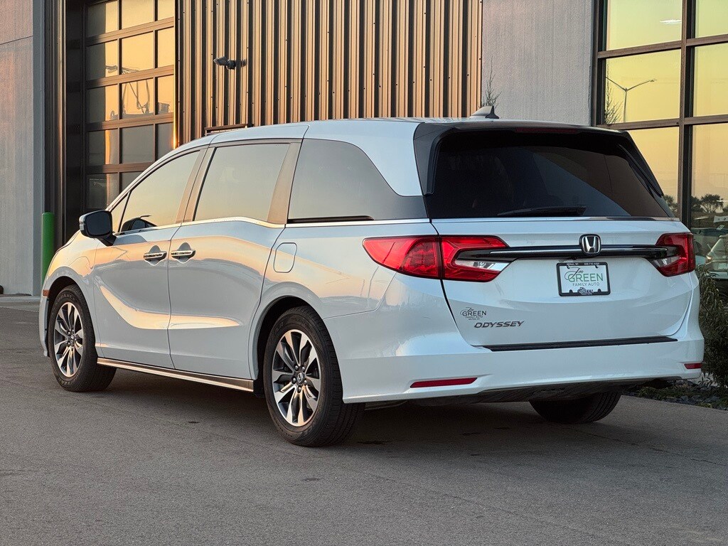 2021 Honda Odyssey EX-L photo 3