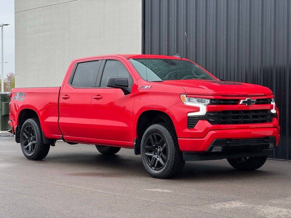 2023 Chevrolet Silverado 1500 RST photo 4