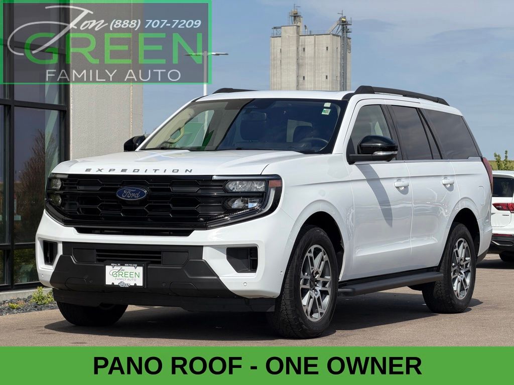 2025 Ford Expedition Active 4x4's photo