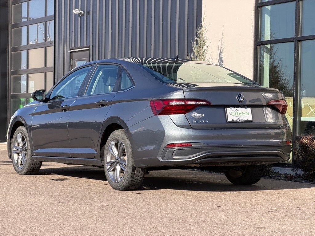2024 Volkswagen Jetta 1.5T SE photo 3