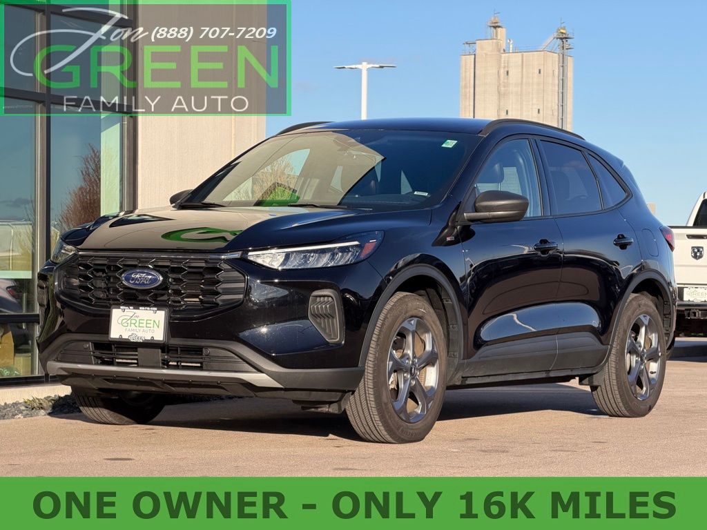 2025 Ford Escape ST-Line