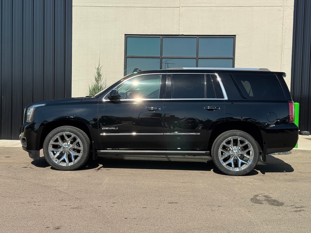 2018 Gmc Yukon Denali photo 2