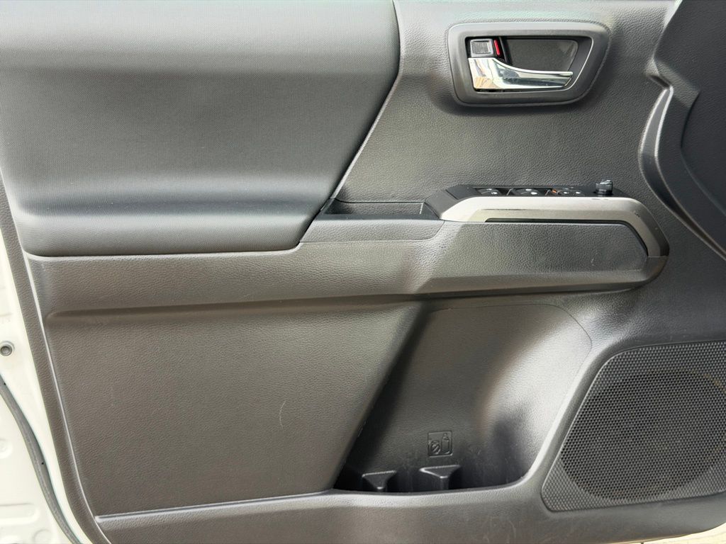 2022 Toyota Tacoma TRD Off Road - Photo 20
