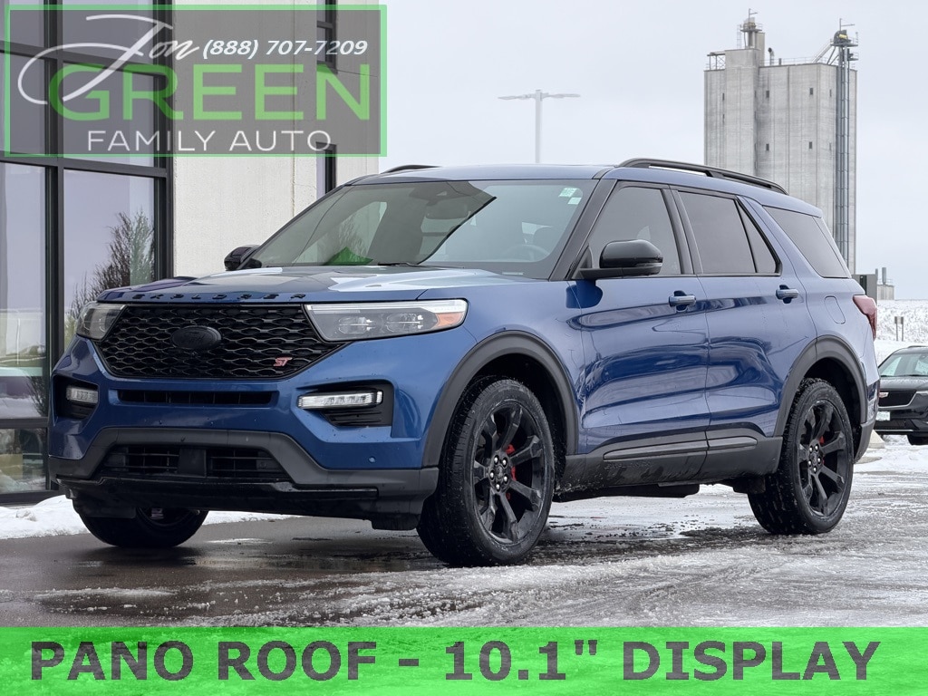 2022 Ford Explorer ST's photo