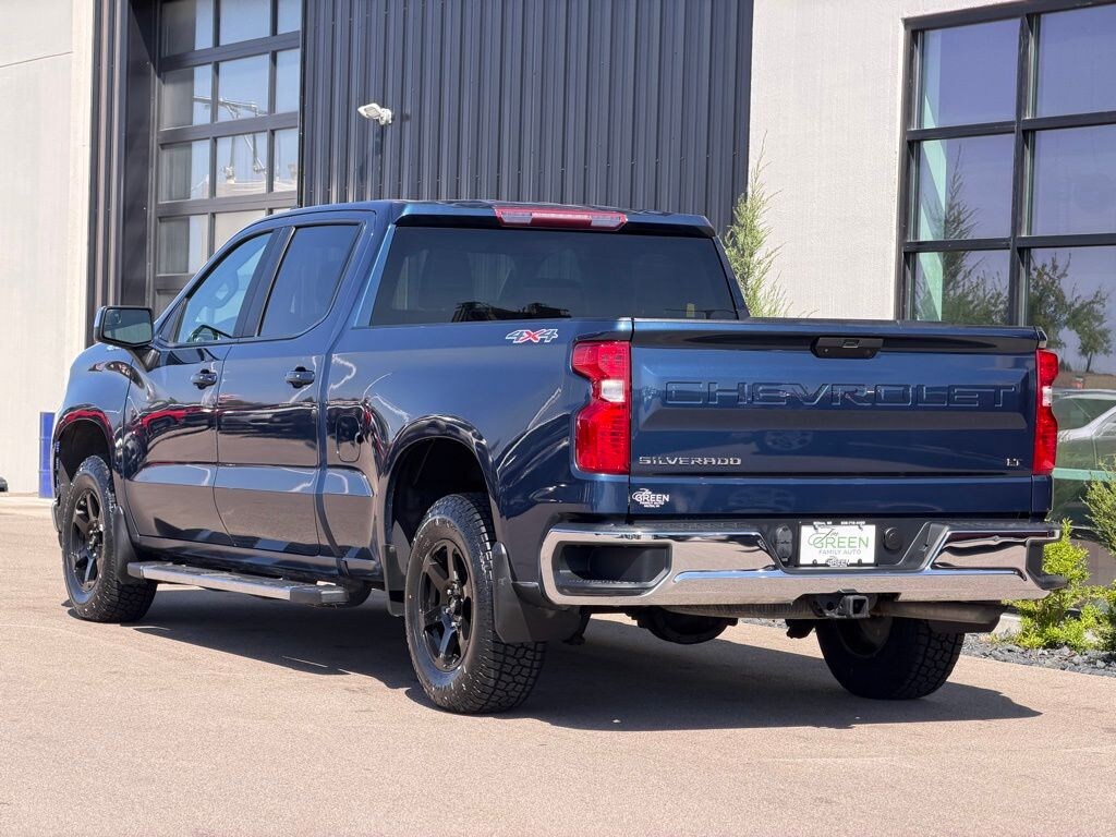 Used 2019 Chevrolet Silverado 1500 LT Truck Crew Cab