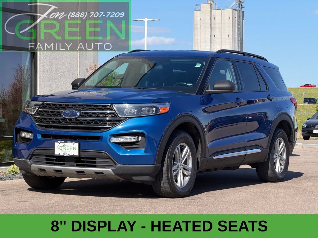 2023 Ford Explorer XLT 4WD's photo