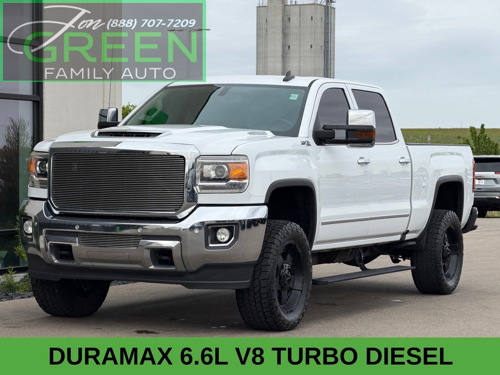 2019 GMC Sierra 4WD Crew Cab Standard Box SLT's photo