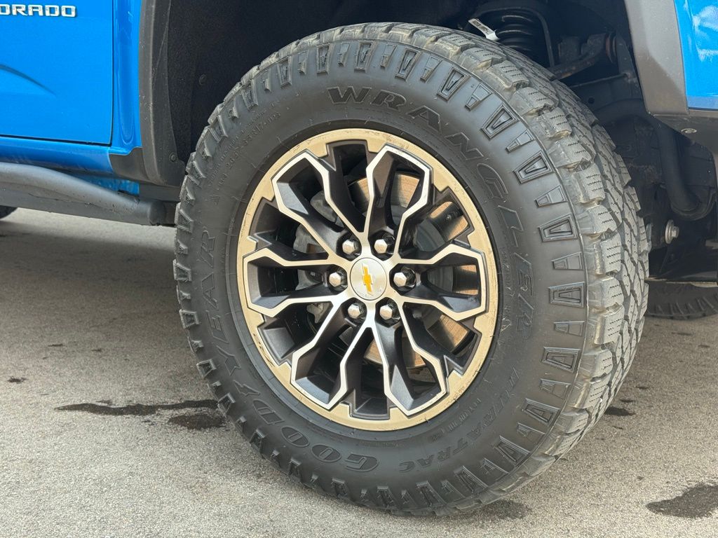 2022 Chevrolet Colorado ZR2 - Photo 27