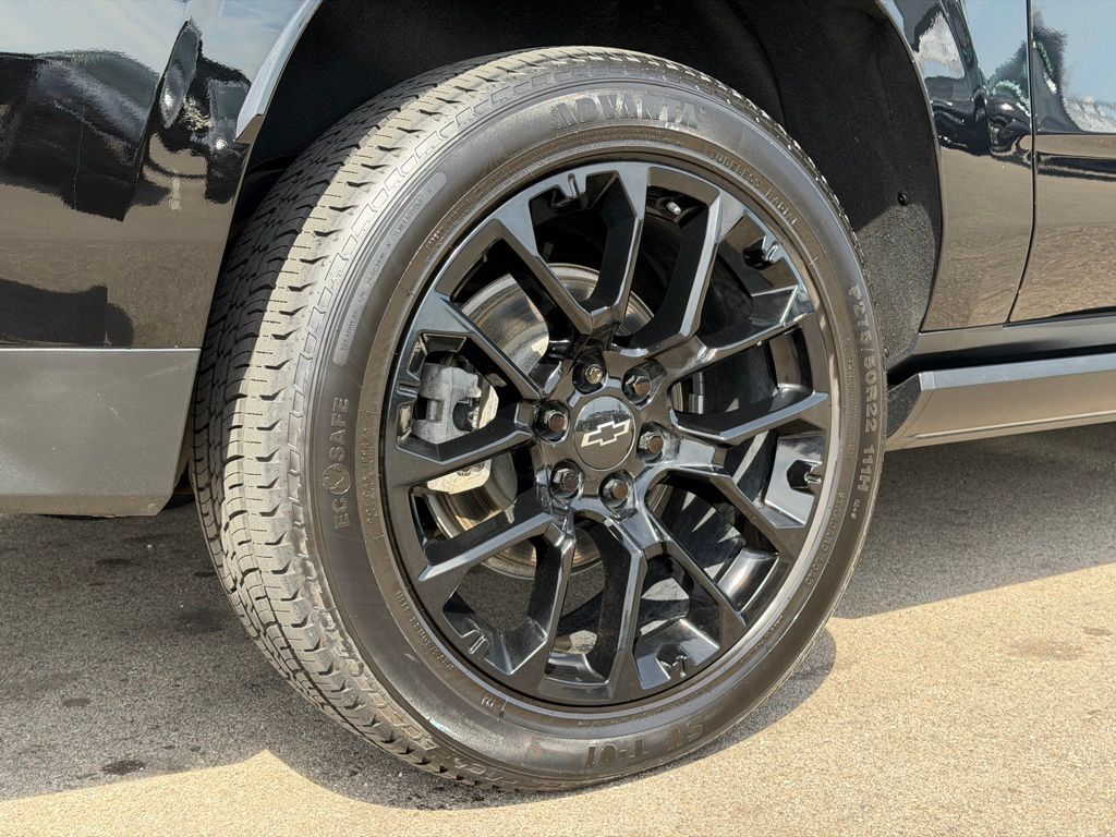 2023 Chevrolet Suburban High Country - Photo 24