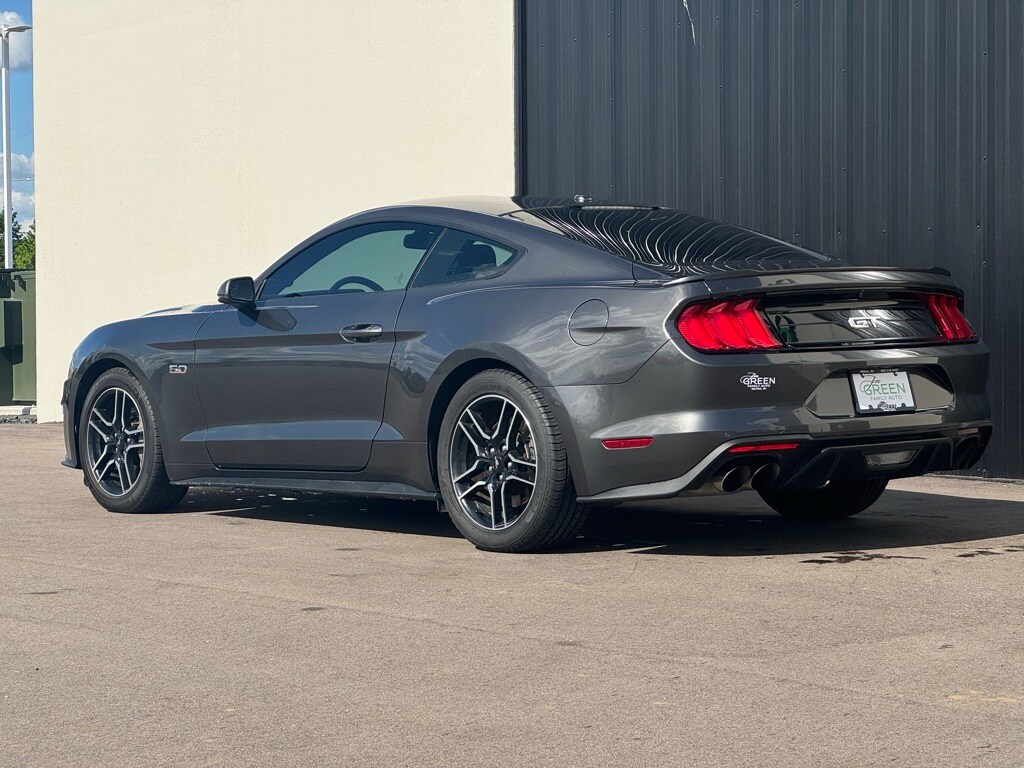 2020 Ford Mustang GT Premium photo 3