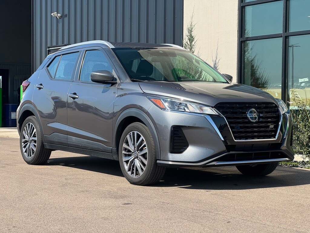 2021 Nissan Kicks SV photo 3