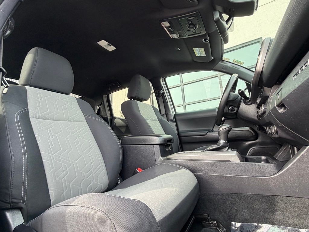 2022 Toyota Tacoma TRD Off Road - Photo 18
