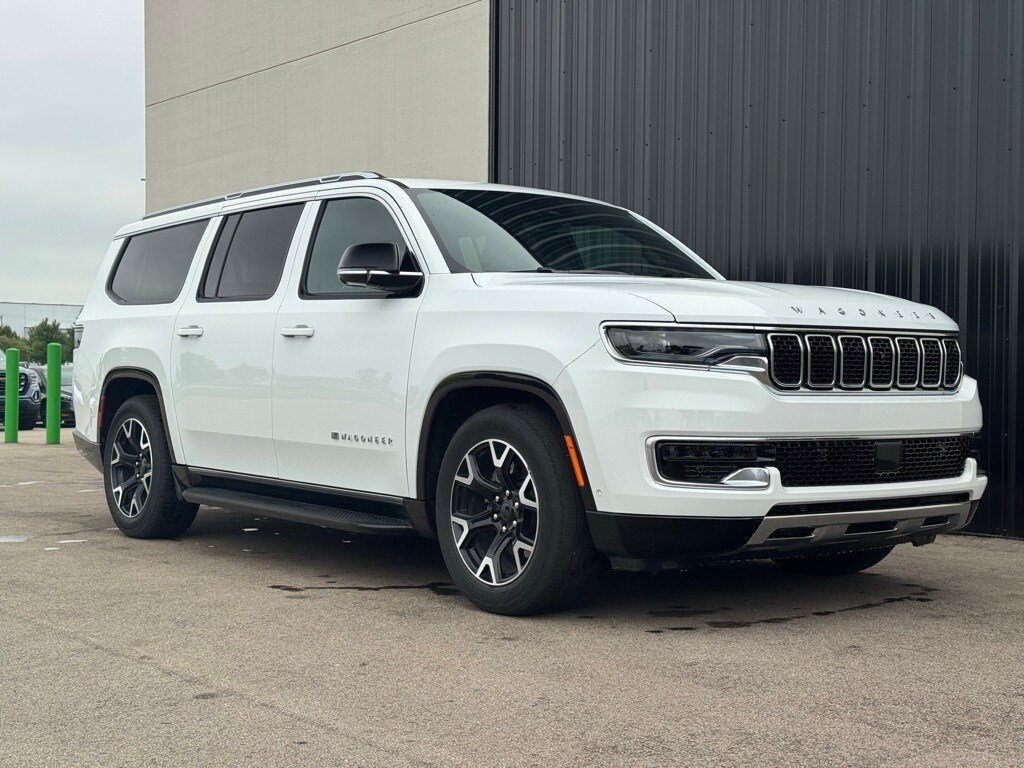 2025 Jeep Wagoneer L Series III photo 4