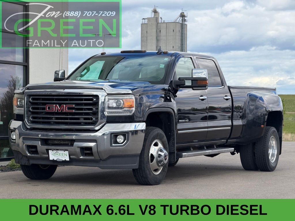2015 GMC Sierra 4WD Crew Cab 6.5ft SLT SRW's photo