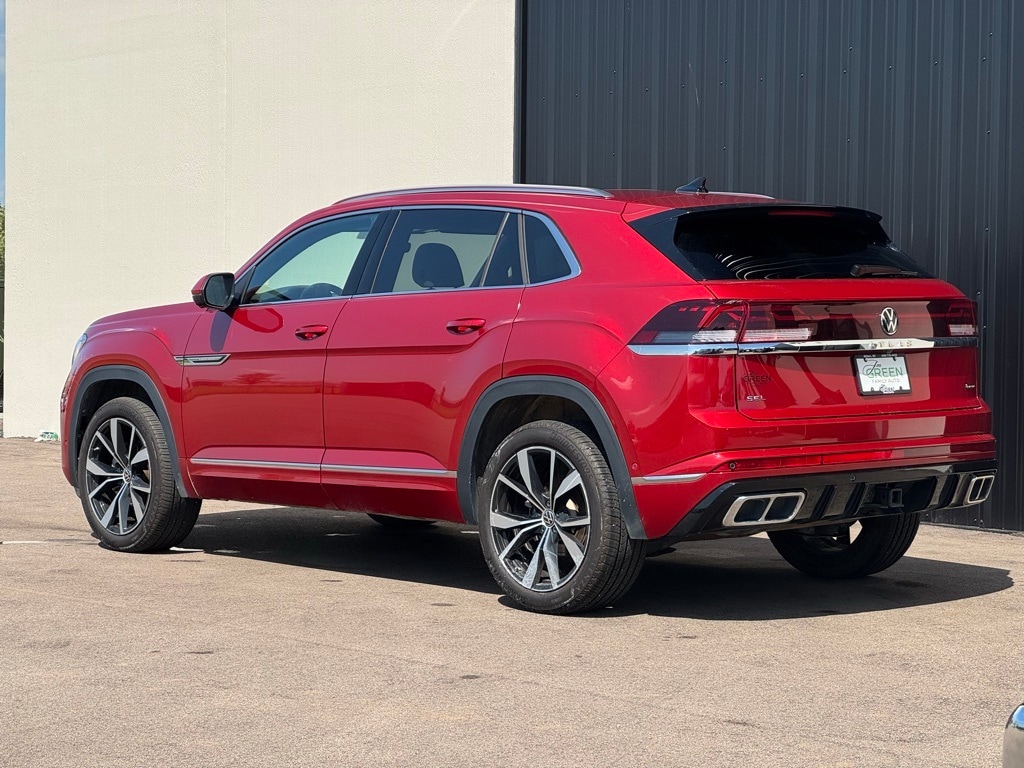 Used 2025 Volkswagen Atlas Cross Sport 2.0T SEL Premium R-Line SUV