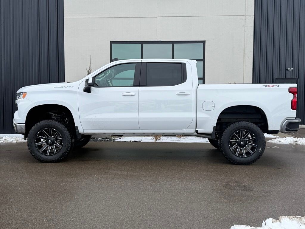 Used 2025 Chevrolet Silverado 1500 LT w/1LT Truck Crew Cab