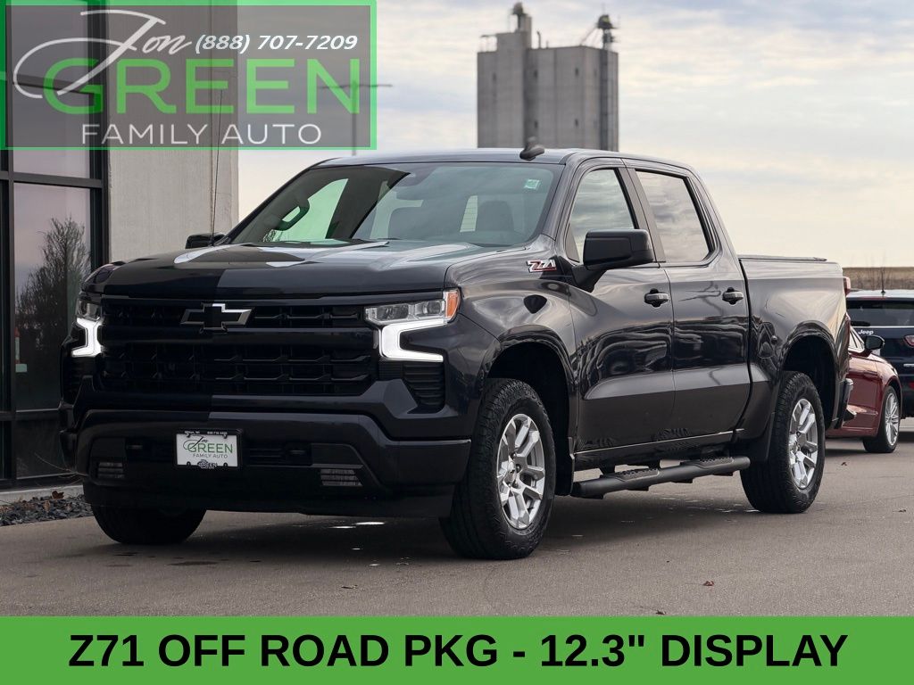 2023 Chevrolet Silverado 1500 RST Crew Cab 4WD