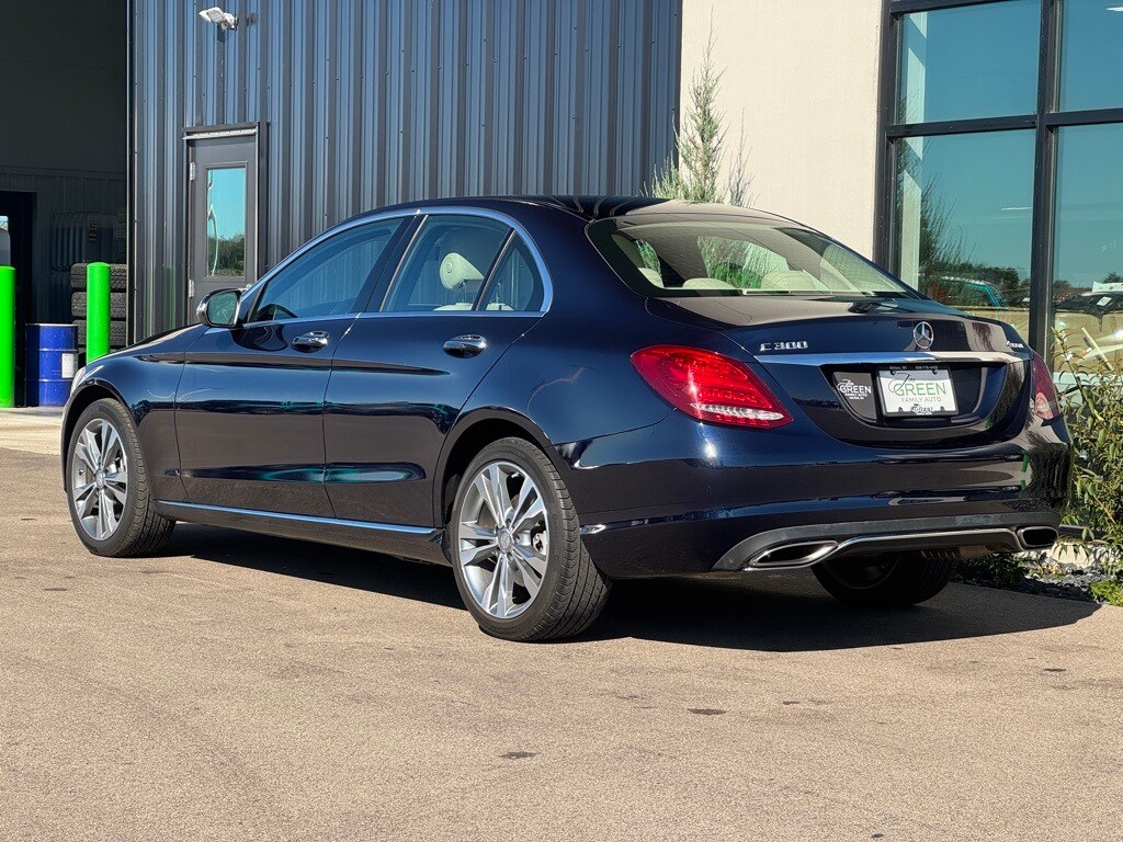 2015 Mercedes Benz C 300 4MATIC photo 2
