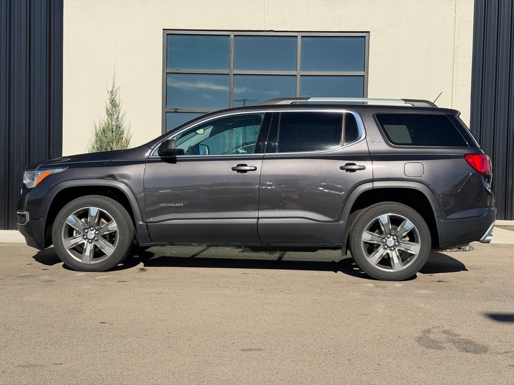 Used 2017 GMC Acadia SLT-2 SUV