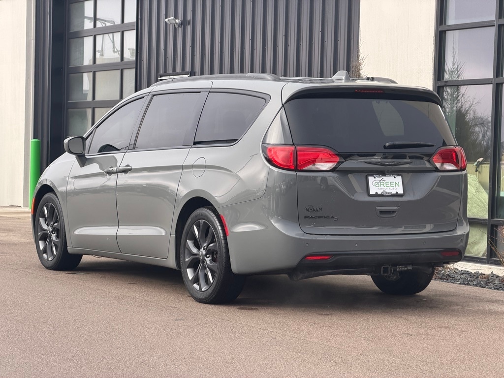 Used 2020 Chrysler Pacifica Touring L Plus Van Passenger Van