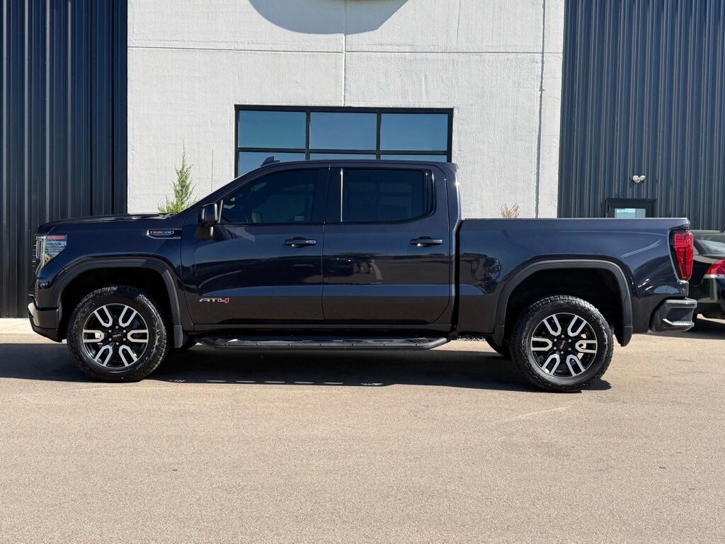 Used 2022 GMC Sierra 1500 AT4 Truck Crew Cab