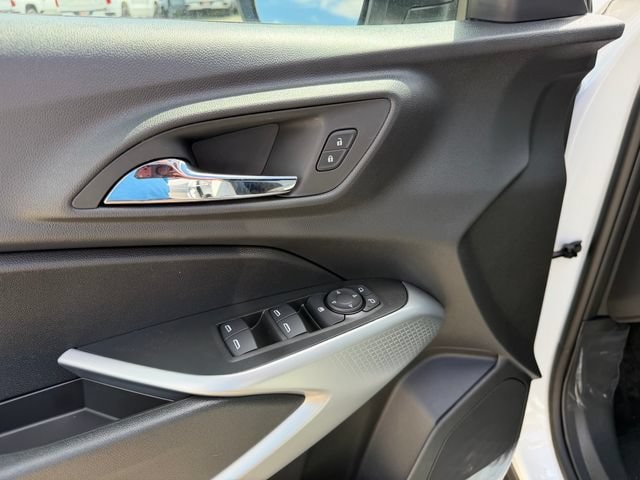 2026 Chevrolet Trax RS - Photo 20