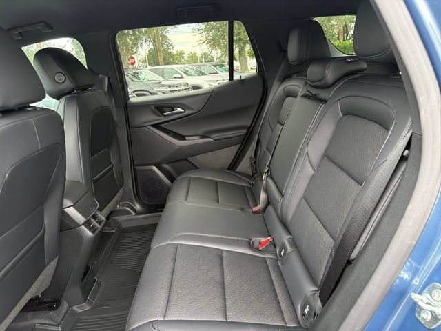 2027 Chevrolet Equinox LT - Photo 19