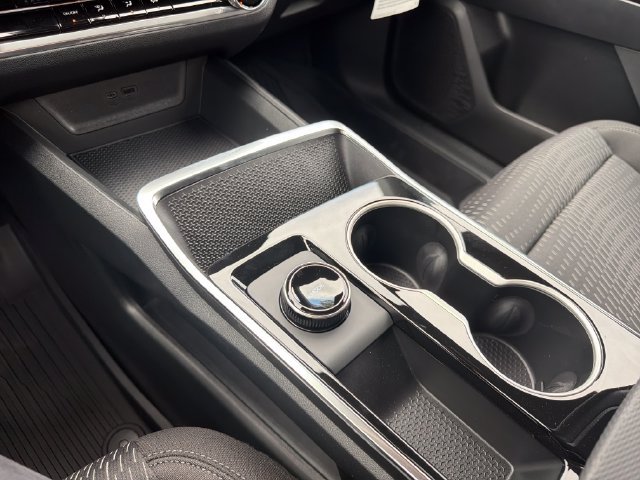2027 Chevrolet Equinox LT - Photo 31
