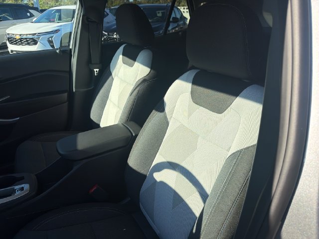 2026 Chevrolet Trax LS - Photo 21