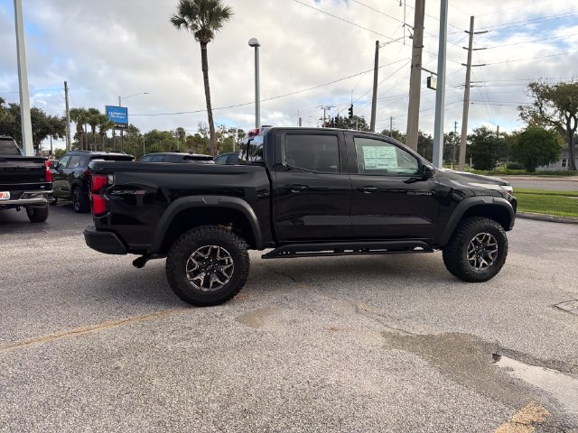 2026 Chevrolet Colorado ZR2 - Photo 12