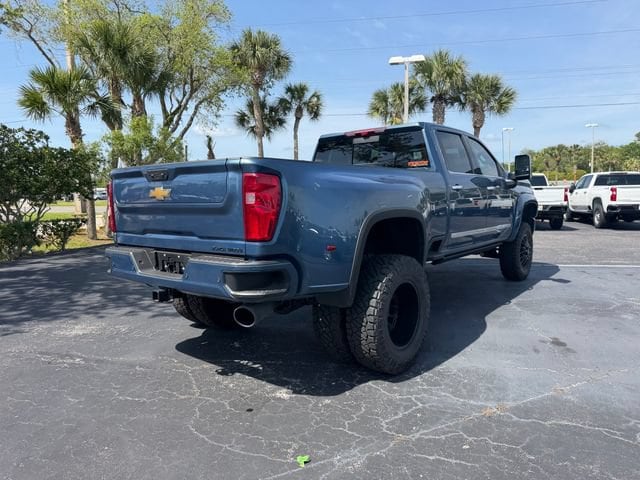 2026 Chevrolet Silverado 3500 HD High Country - Photo 15