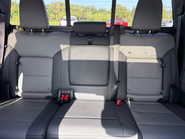 2026 Chevrolet Silverado 1500 ZR2 - Photo 22