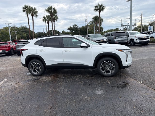 2026 Chevrolet Trax LT - Photo 13