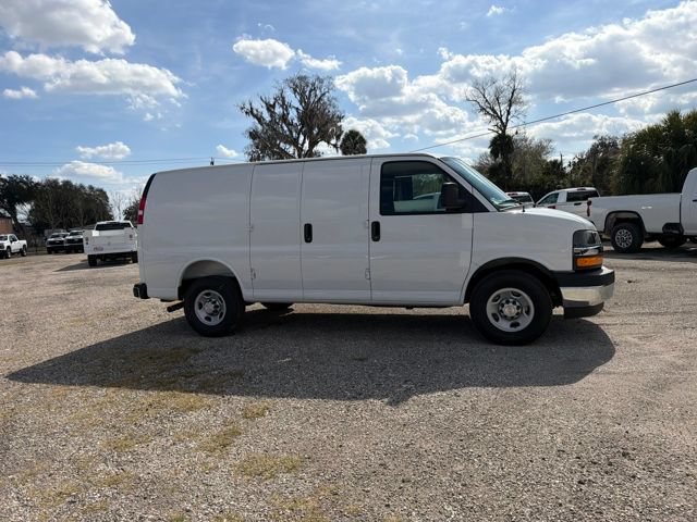2026 Chevrolet Express Cargo Work Van - Photo 19