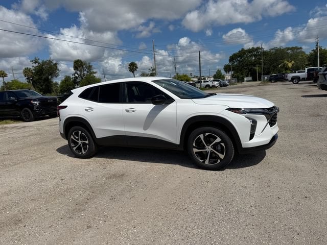 2026 Chevrolet Trax RS - Photo 14