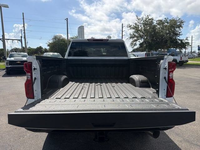 2026 Chevrolet Silverado 2500 HD Custom - Photo 9