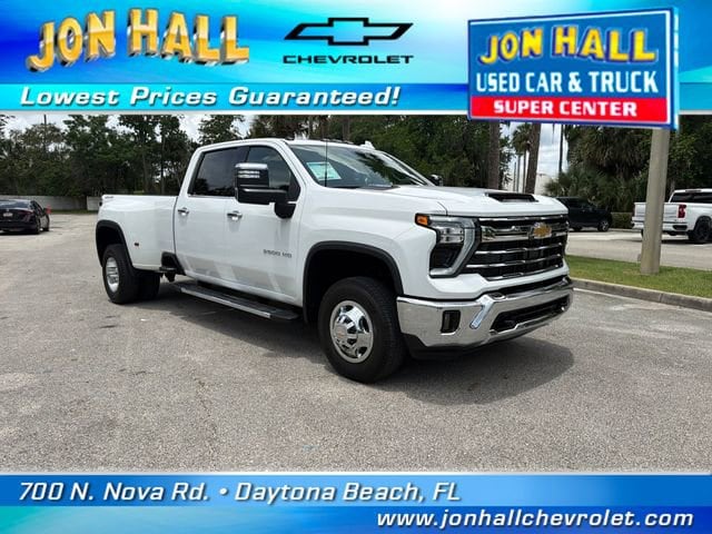 2025 Chevrolet Silverado HD LTZ 4WD Crew Cab Long Box DRW's photo