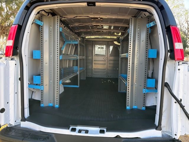 2025 Chevrolet Express Cargo Work Van - Photo 12