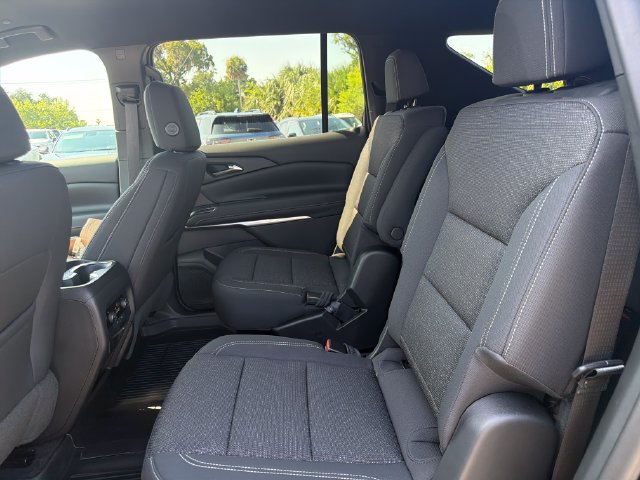 2027 Chevrolet Traverse LT - Photo 22