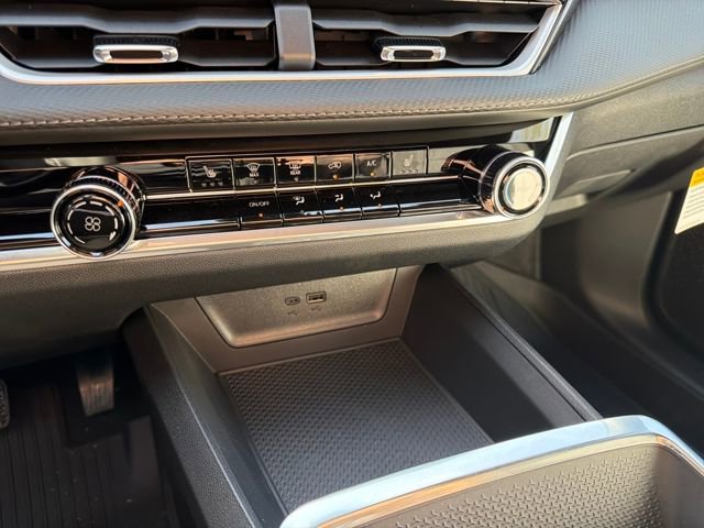 2026 Chevrolet Equinox LT - Photo 26