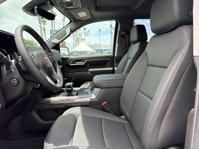 2026 Chevrolet Silverado 1500 LTZ - Photo 18