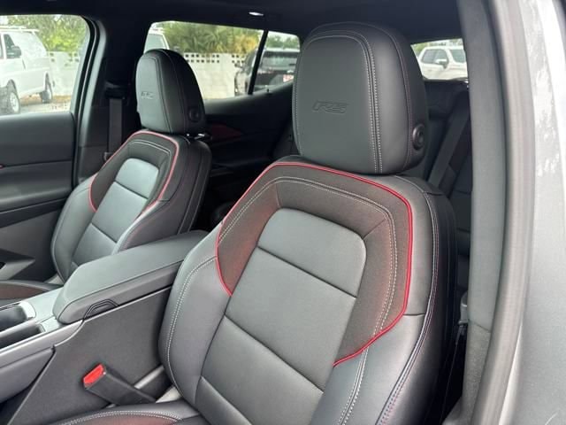 2025 Chevrolet Equinox EV RS - Photo 22