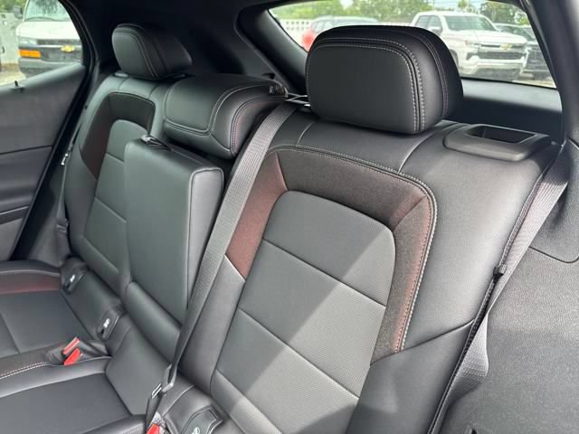 2025 Chevrolet Equinox EV RS - Photo 23