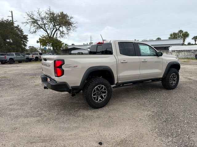 2026 Chevrolet Colorado ZR2 - Photo 13