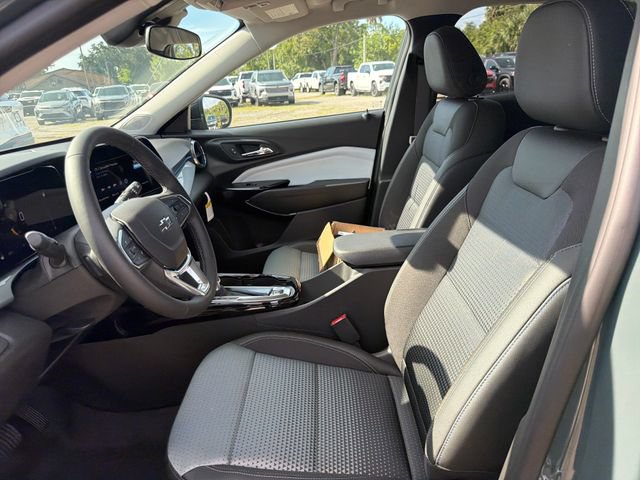 2026 Chevrolet Trax LT - Photo 18