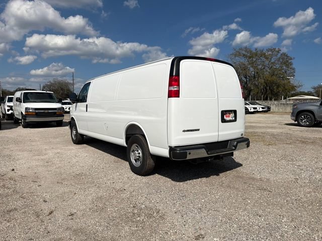 2026 Chevrolet Express Cargo Work Van - Photo 9