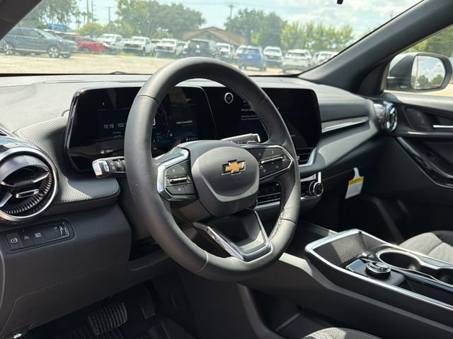 2027 Chevrolet Equinox LT - Photo 23