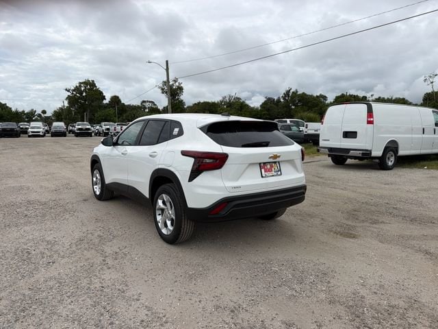 2026 Chevrolet Trax LS - Photo 8
